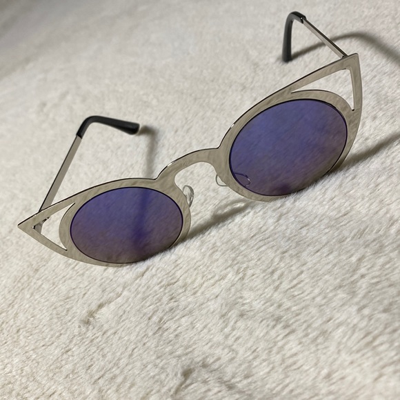 kytheway Accessories - Blue Tint Sunglasses
